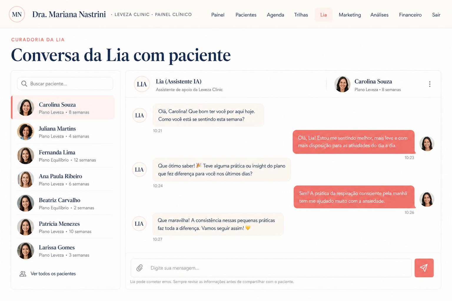 Assistente IA conversando com paciente